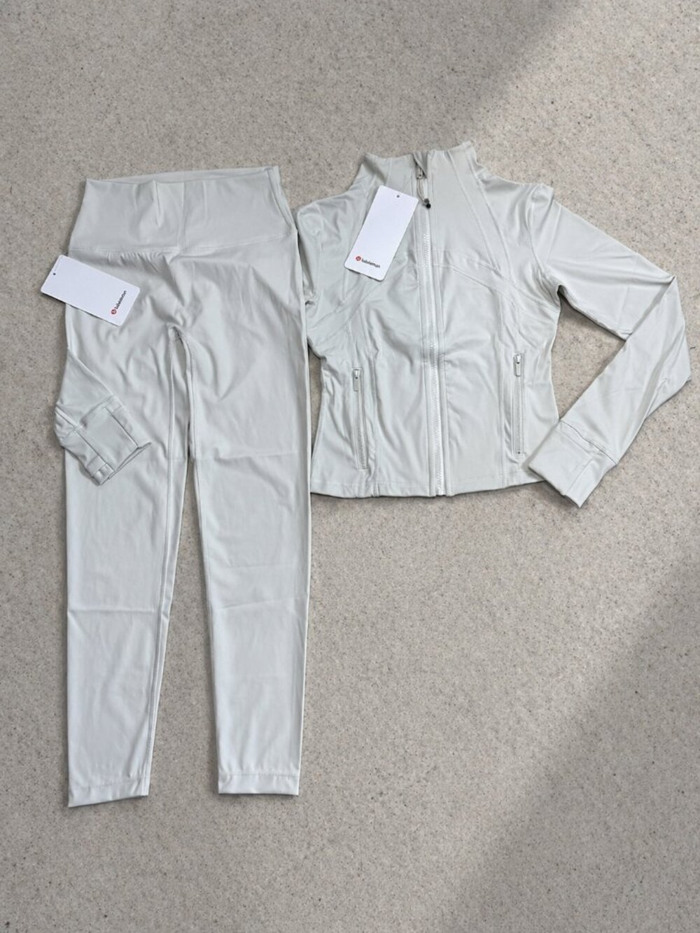 Lululemon White Define Jacket & Leggings Set Size 6